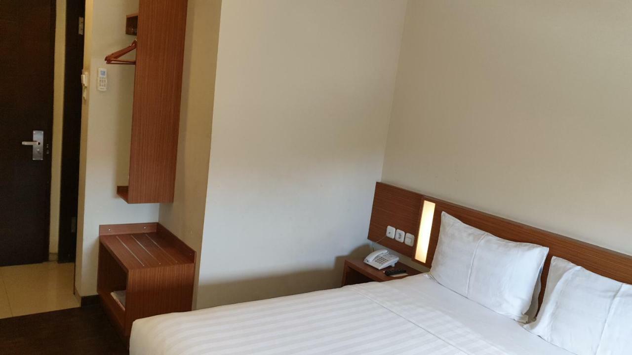 Biz Hotel City Center Ambon Exteriér fotografie