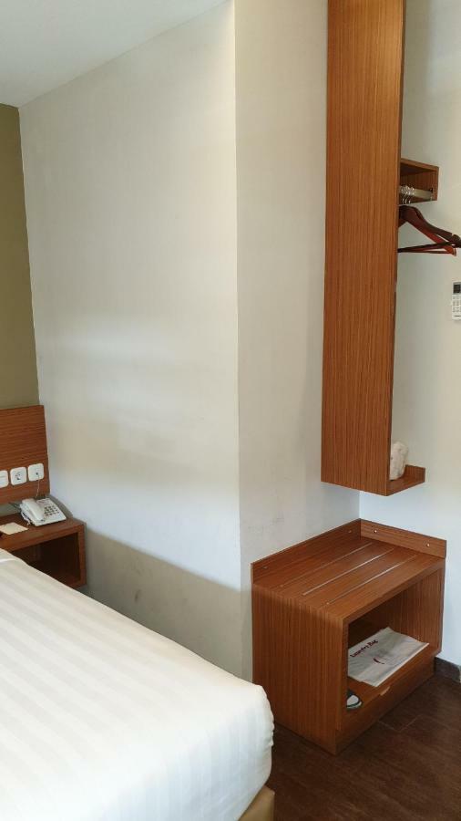 Biz Hotel City Center Ambon Exteriér fotografie